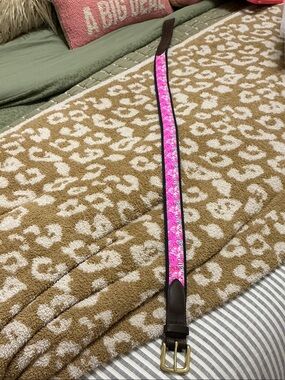 Vineyard Vines Pink Floral women’s 150 Kentucky derby size 36